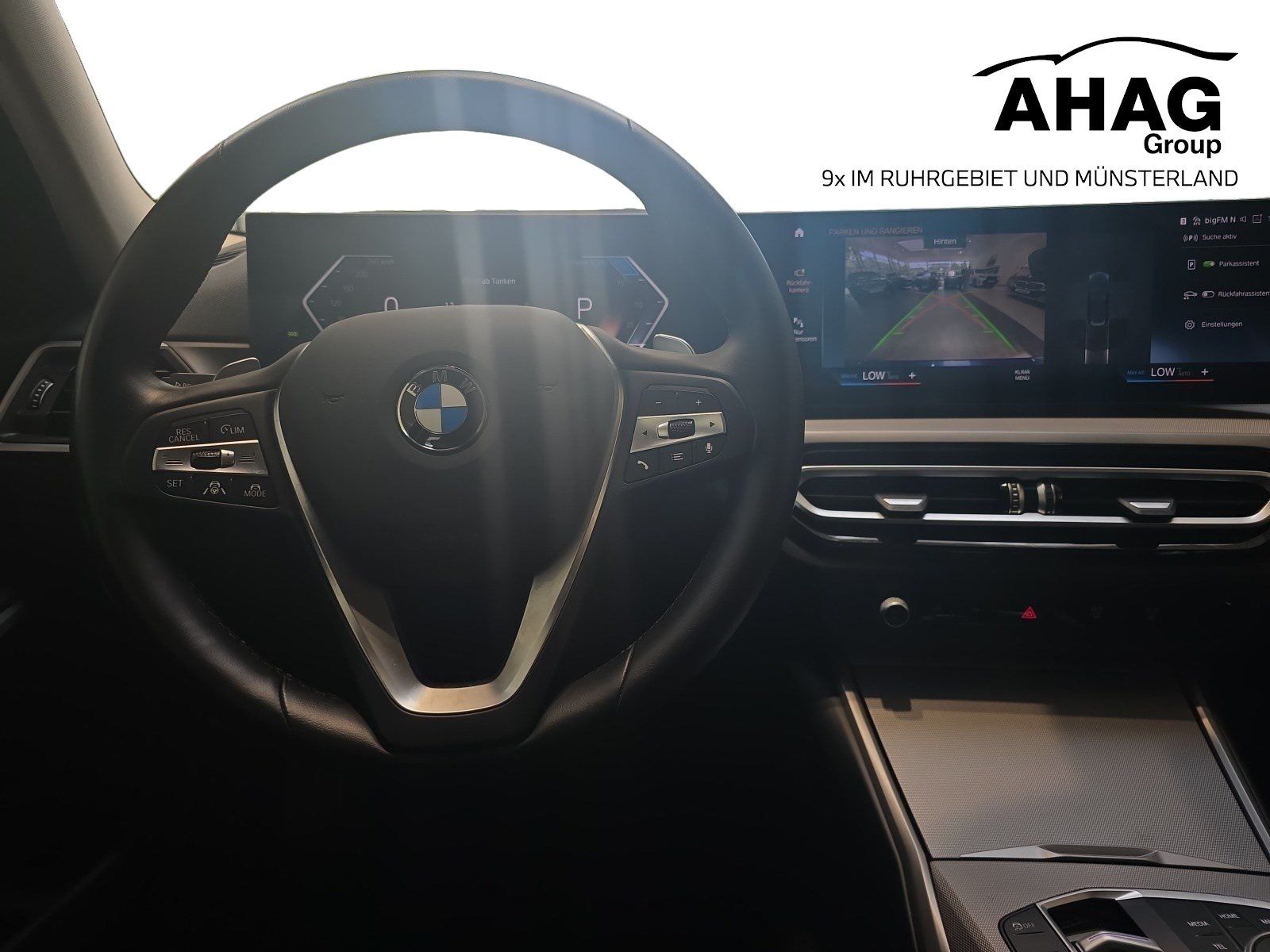 BMW 320 2024 г. Синий, пробег 39850 км
