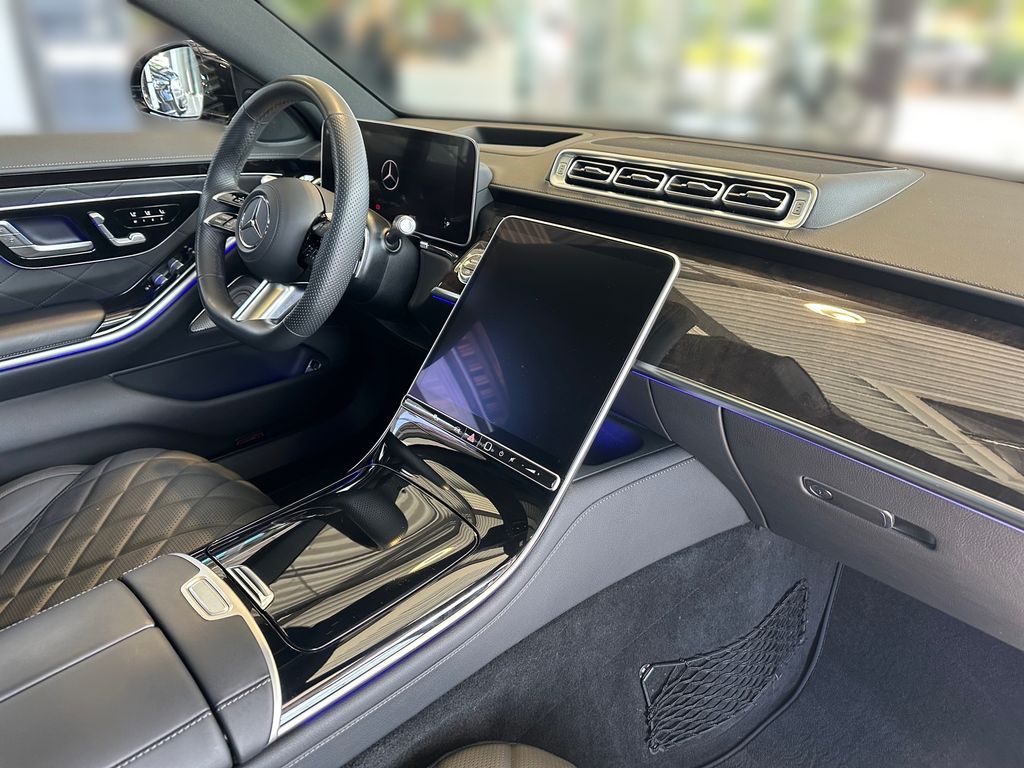 Mercedes-Benz S 400 2022 г. Чёрный, пробег 59909 км