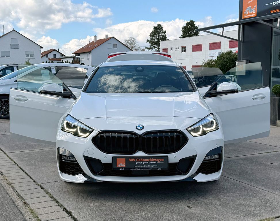 BMW 220 GRAN COUPÉ 2023 г. Белый, пробег 54999 км