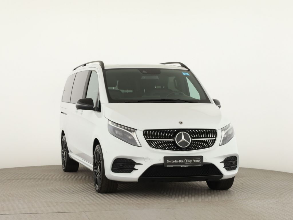 Mercedes-Benz V 300 2022 г. Белый, пробег 52950 км
