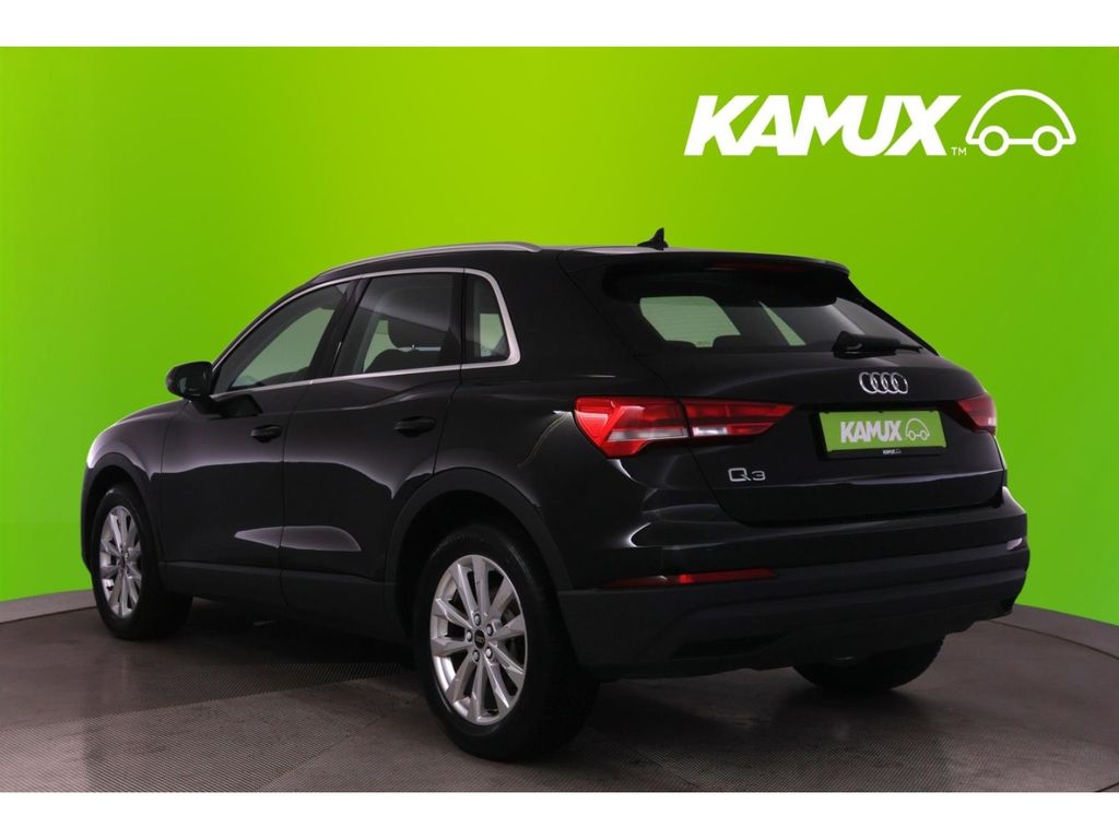 Audi Q3 2023 г. Чёрный, пробег 21145 км