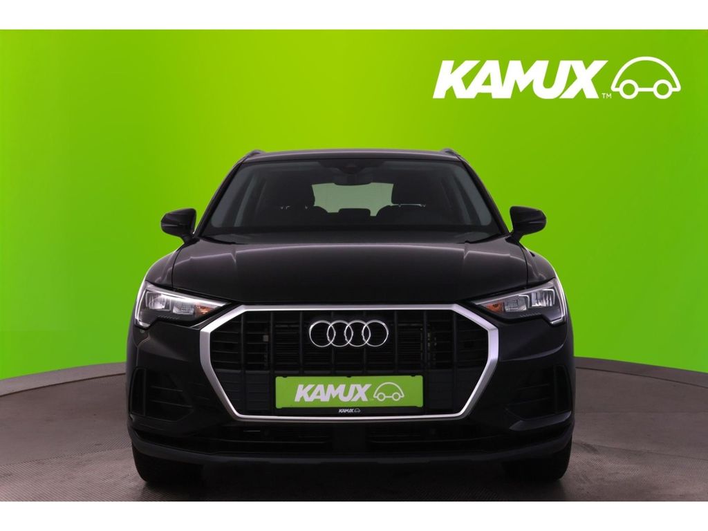 Audi Q3 2023 г. Чёрный, пробег 21145 км