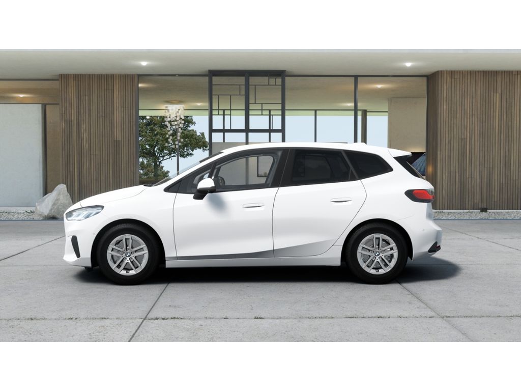 BMW 218 ACTIVE TOURER 2023 г. Белый, пробег 59400 км