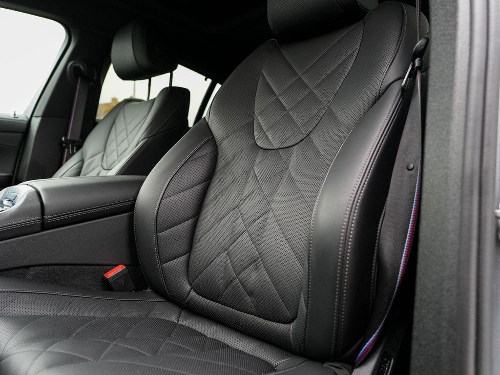 BMW X6 2025 г. Серый, пробег 24999 км