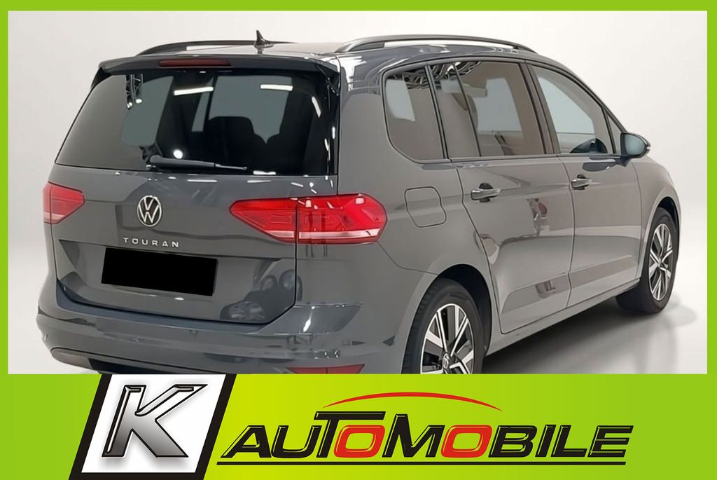 Volkswagen Touran 2024 г. Серый, пробег 39987 км