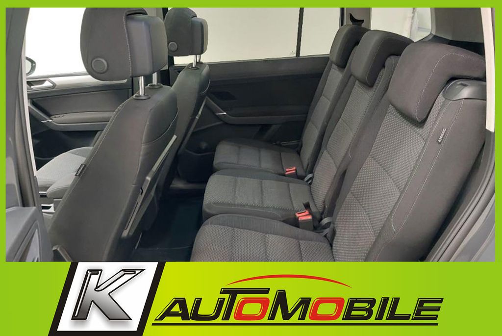 Volkswagen Touran 2024 г. Серый, пробег 39987 км