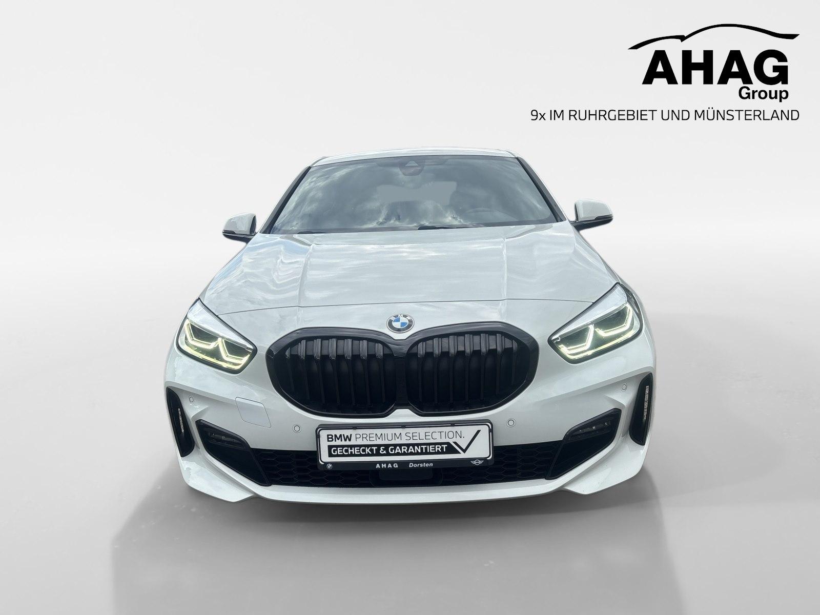 BMW 118 2022 г. Белый, пробег 47735 км