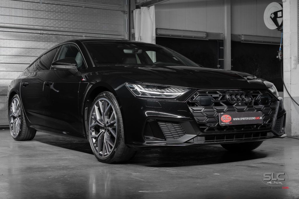 Audi A7 2025 г. Чёрный, пробег 44800 км