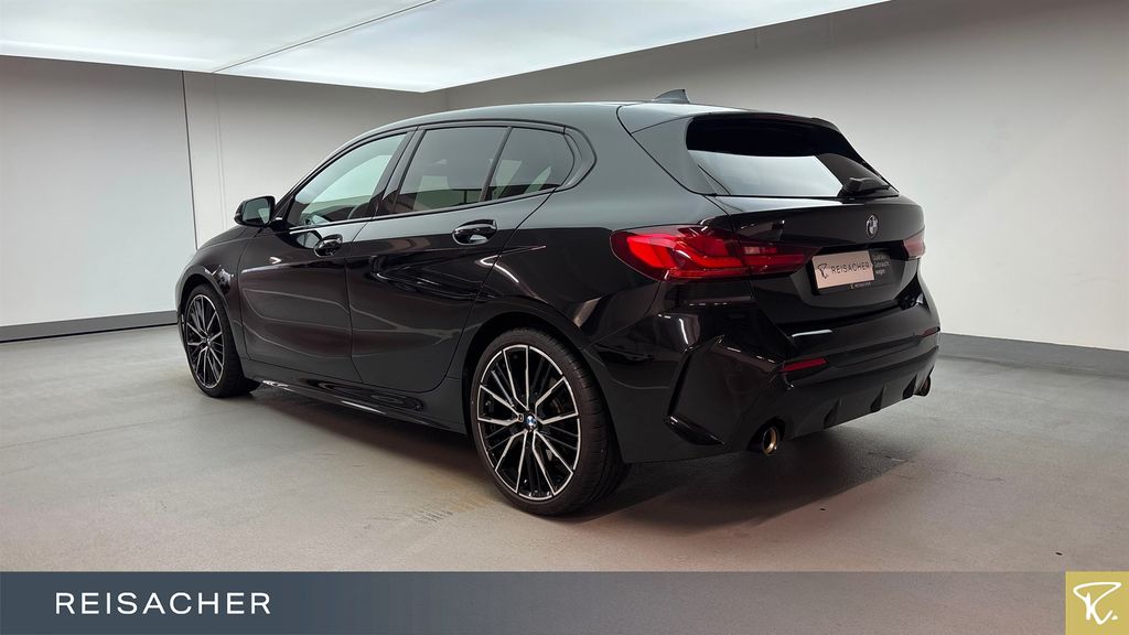 BMW 120 2023 г. Чёрный, пробег 37061 км