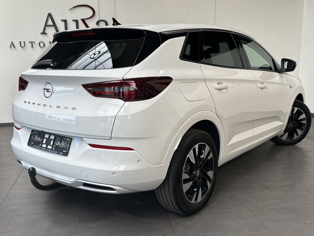 Opel GRANDLAND (X) 2023 г. Белый, пробег 59750 км