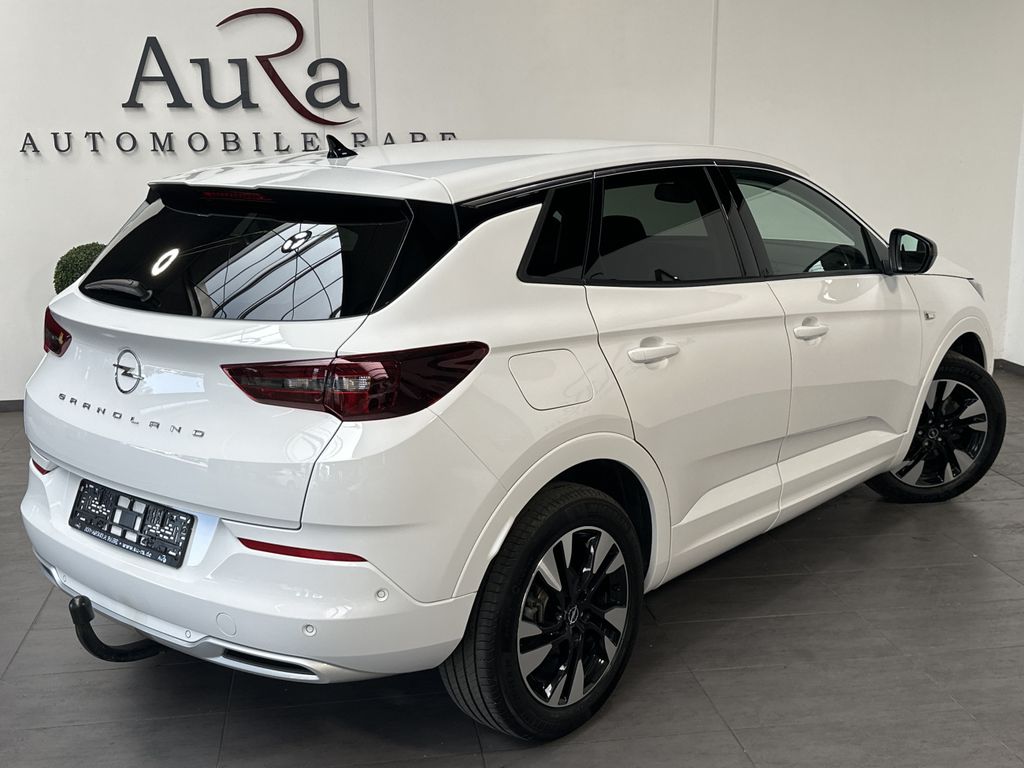 Opel GRANDLAND (X) 2023 г. Белый, пробег 59750 км
