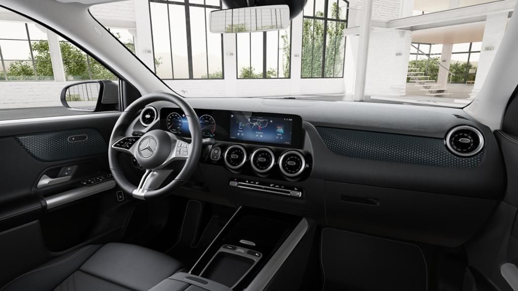 Mercedes-Benz GLA 180 2025 г. Серый, пробег 23100 км