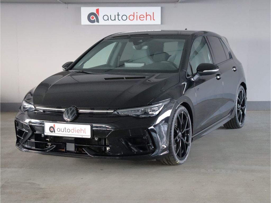 Volkswagen Golf 2025 г. Чёрный, пробег 23439 км