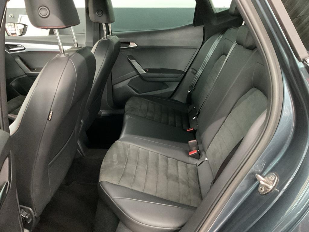 SEAT Arona 2022 г. Серый, пробег 41740 км