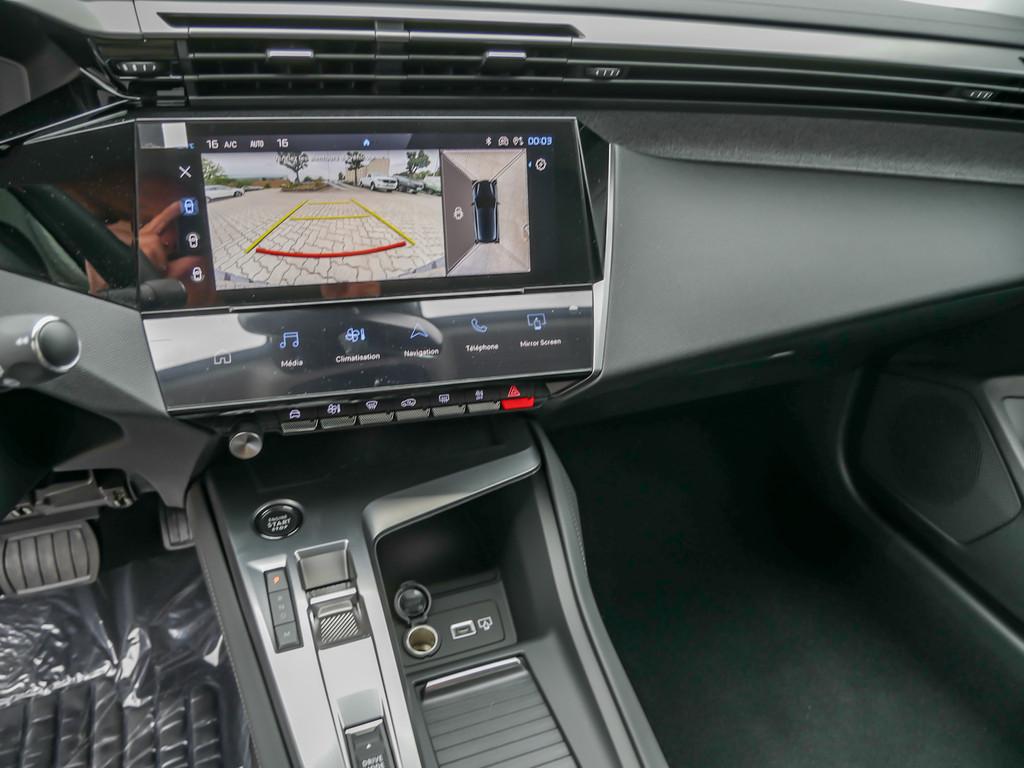 Peugeot 308 2023 г. Чёрный, пробег 52076 км