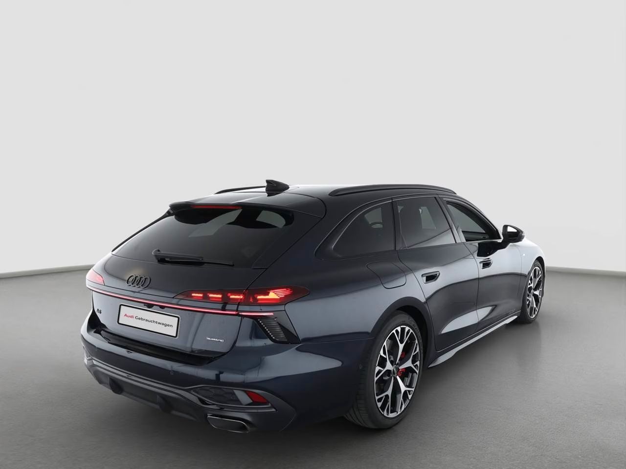 Audi A6 2026 г. Синий, пробег 9800 км