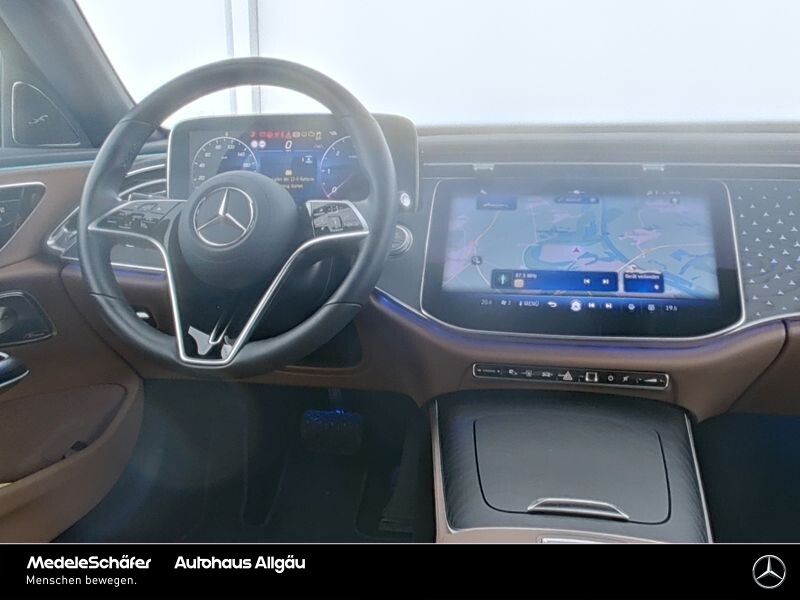 Mercedes-Benz E 450 2025 г. Чёрный, пробег 14238 км