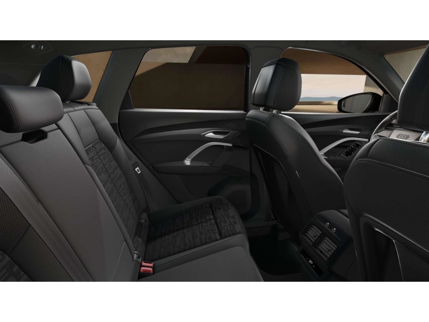 Audi Q5 2025 г. Чёрный, пробег 17873 км