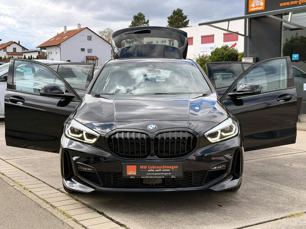 BMW 118 2023 г. Чёрный, пробег 12999 км