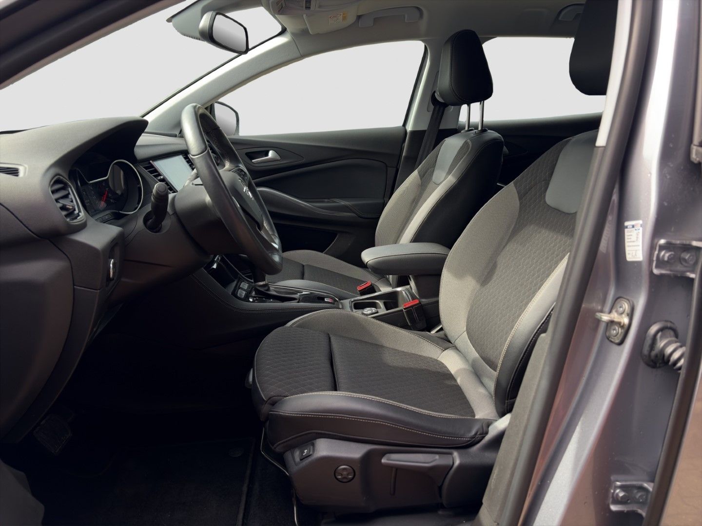 Opel GRANDLAND (X) 2021 г. Серый, пробег 58063 км