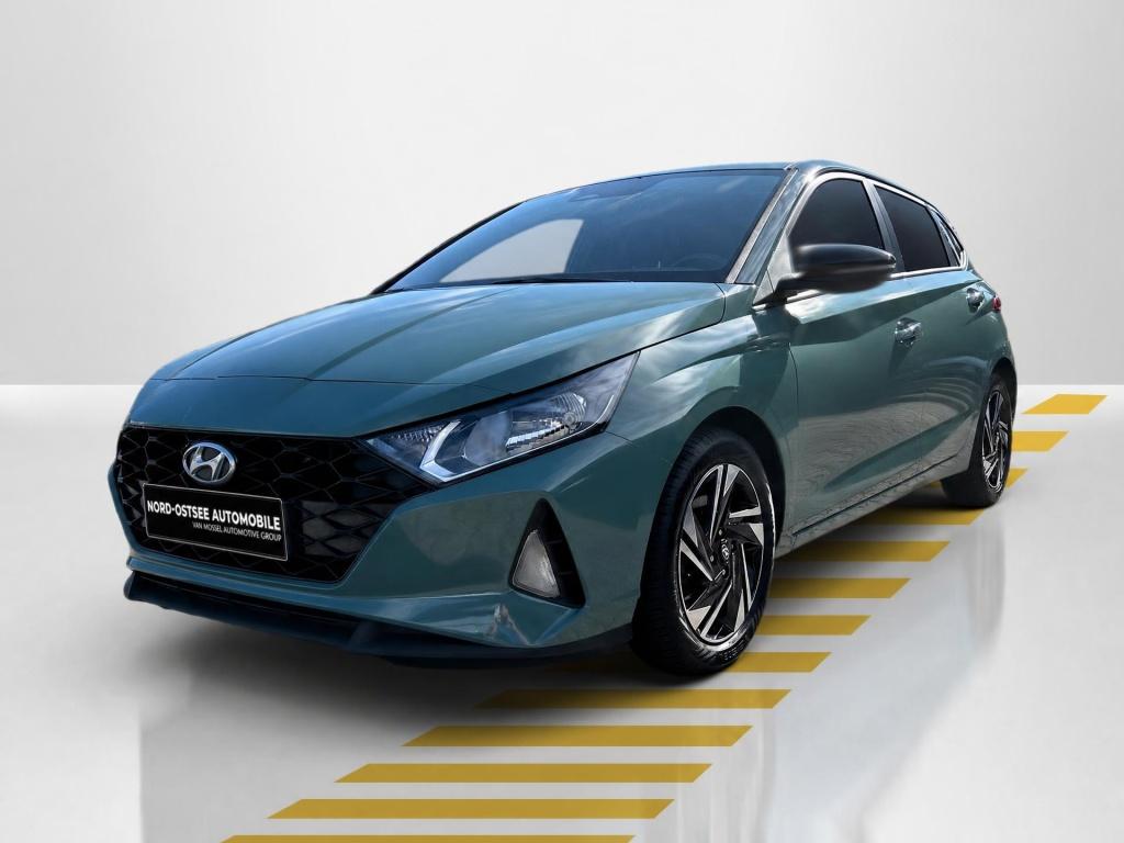 Hyundai i20 2023 г. Зелёный, пробег 59600 км