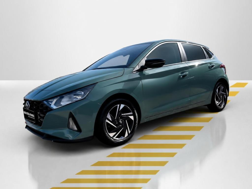 Hyundai i20 2023 г. Зелёный, пробег 59600 км