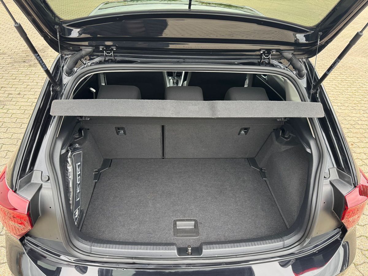 Volkswagen Polo 2022 г. Чёрный, пробег 54593 км