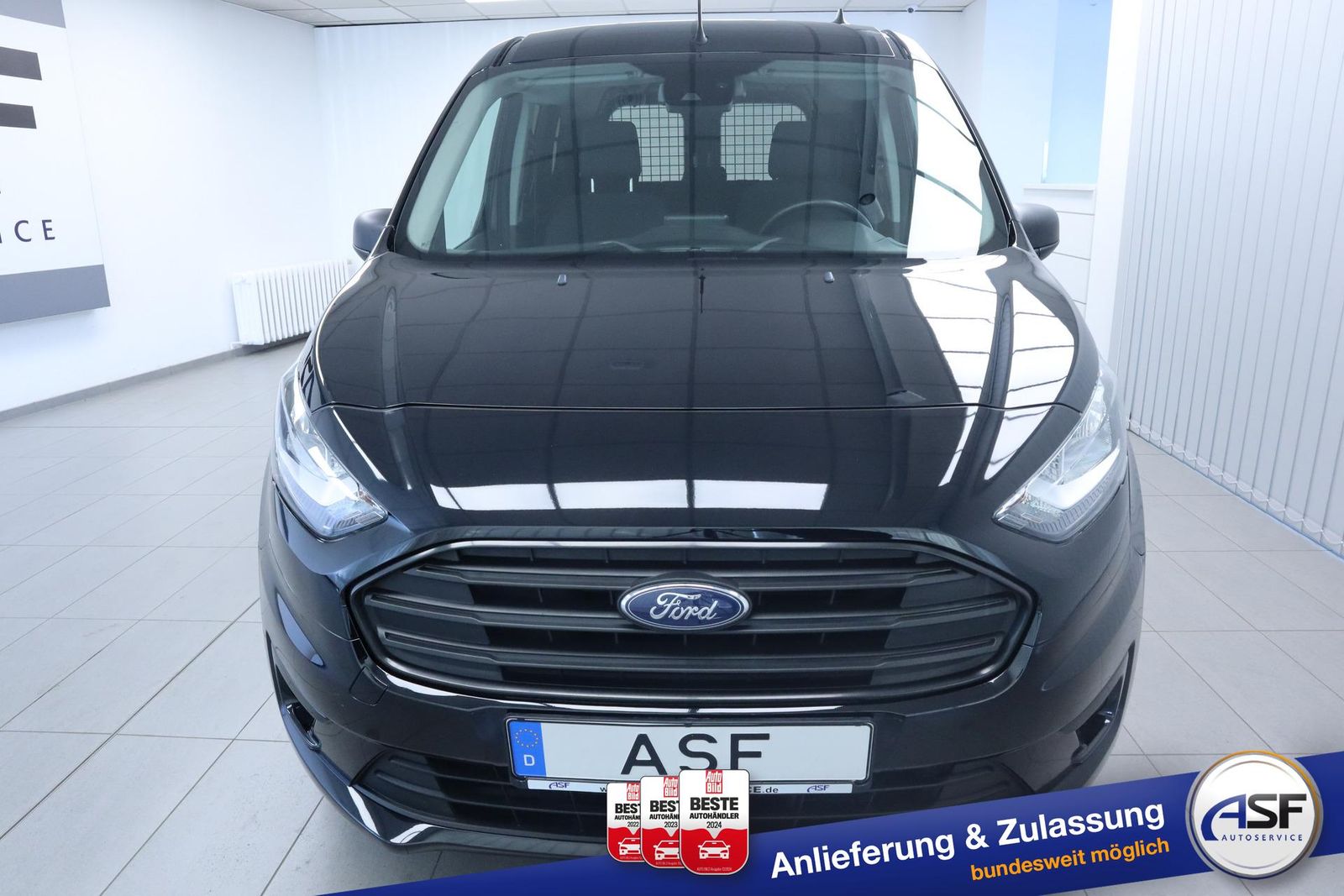 Ford Tourneo Connect 2023 г. Чёрный, пробег 58399 км