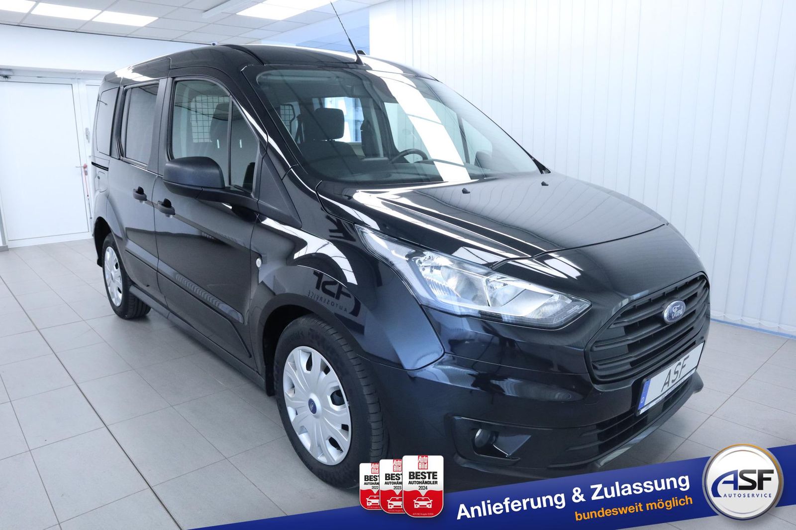 Ford Tourneo Connect 2023 г. Чёрный, пробег 58399 км