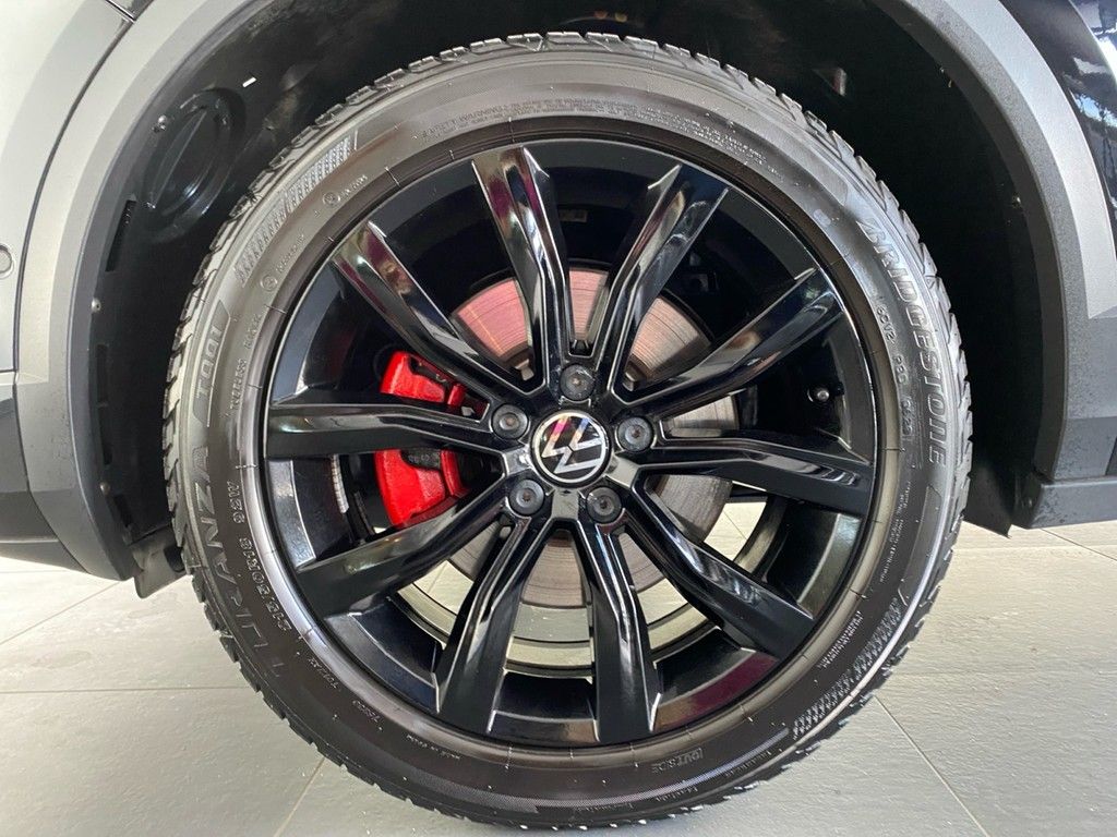 Volkswagen T-Roc 2023 г. Чёрный, пробег 36533 км