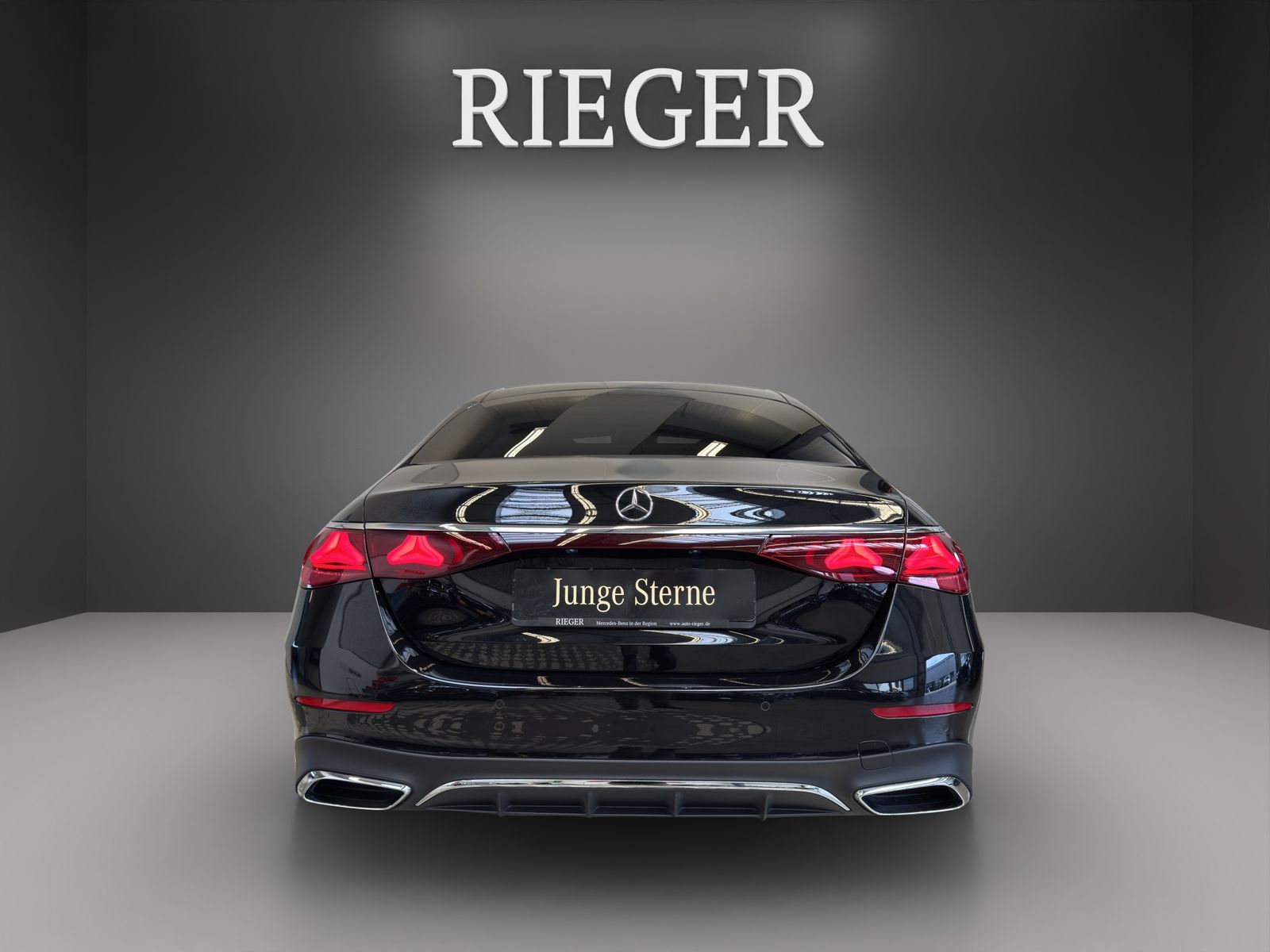 Mercedes-Benz E 450 2025 г. Чёрный, пробег 14150 км