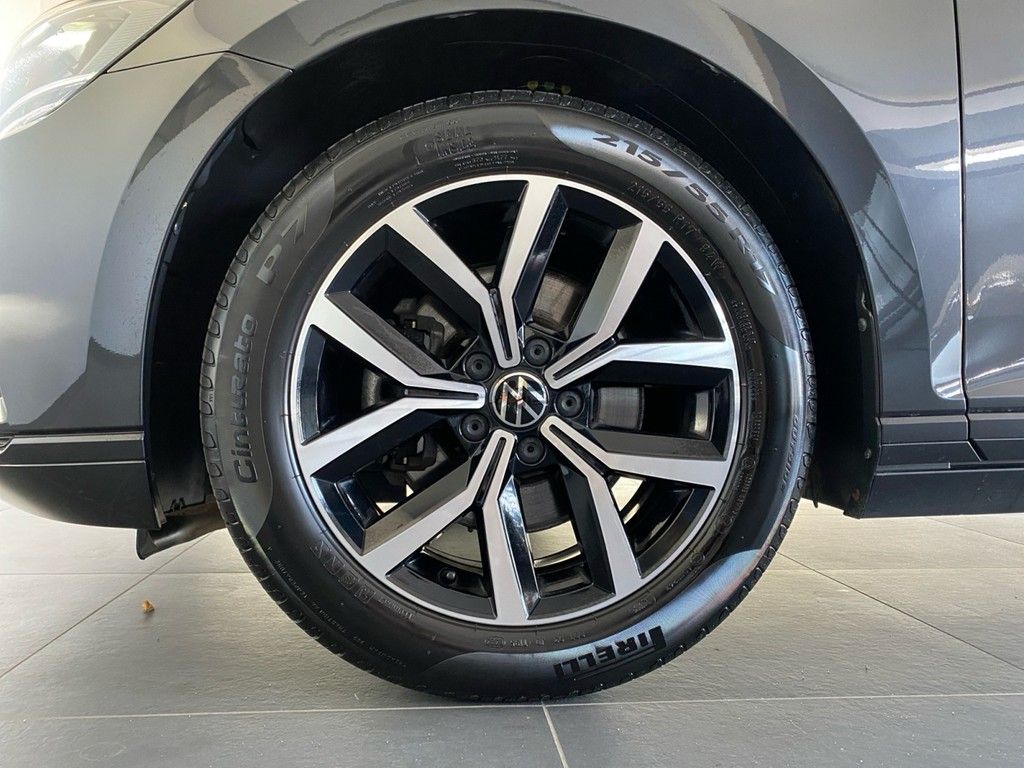 Volkswagen PASSAT VARIANT 2023 г. Серый, пробег 39848 км