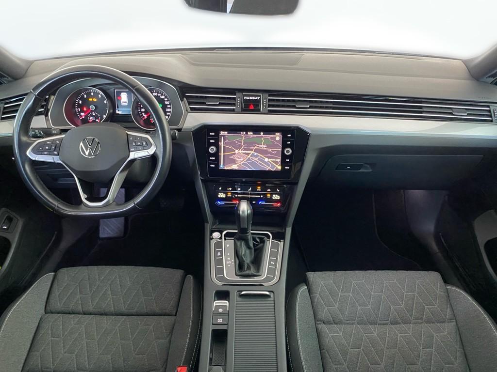 Volkswagen PASSAT VARIANT 2023 г. Серый, пробег 39848 км
