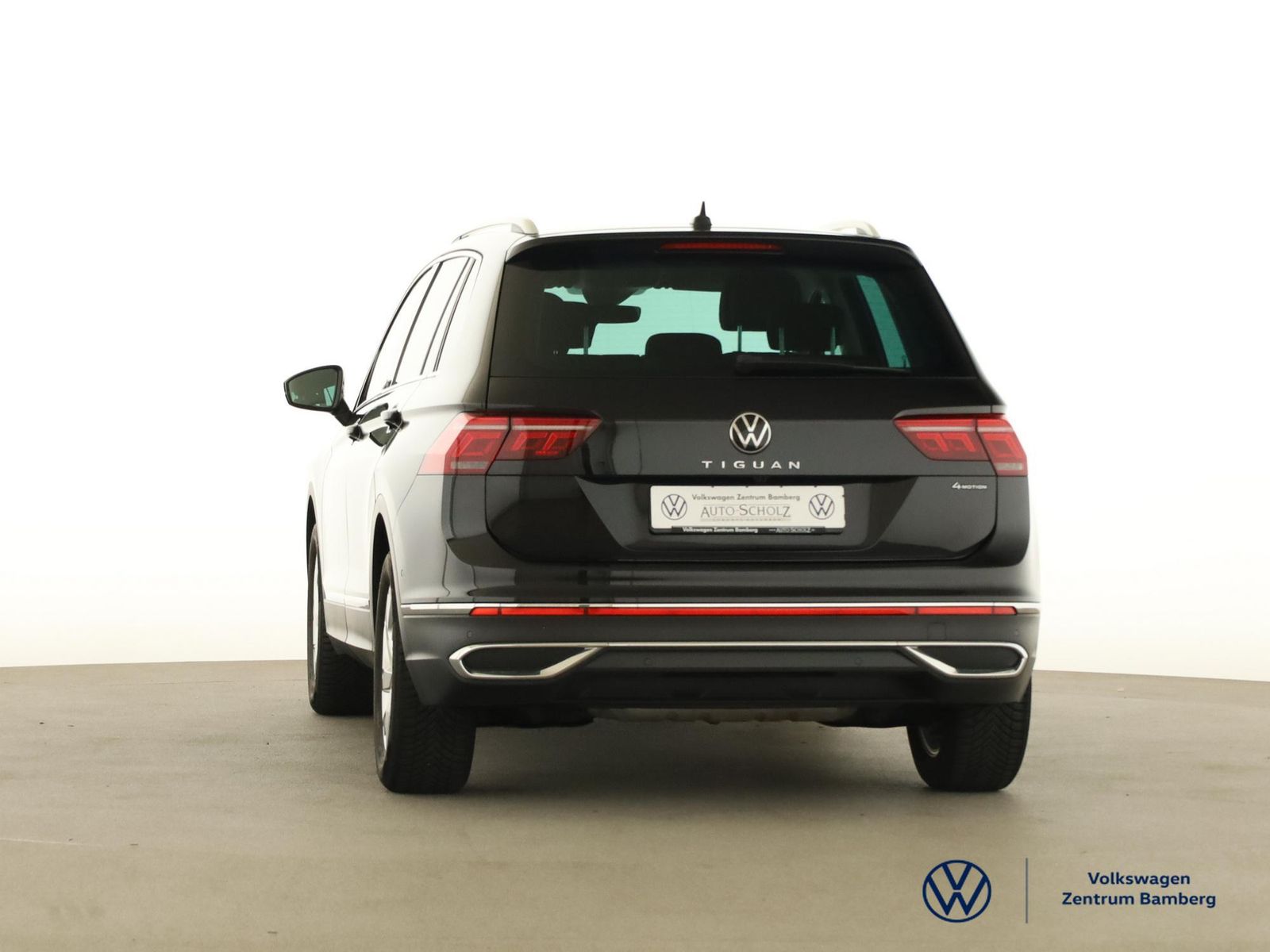 Volkswagen Tiguan 2022 г. Чёрный, пробег 41000 км