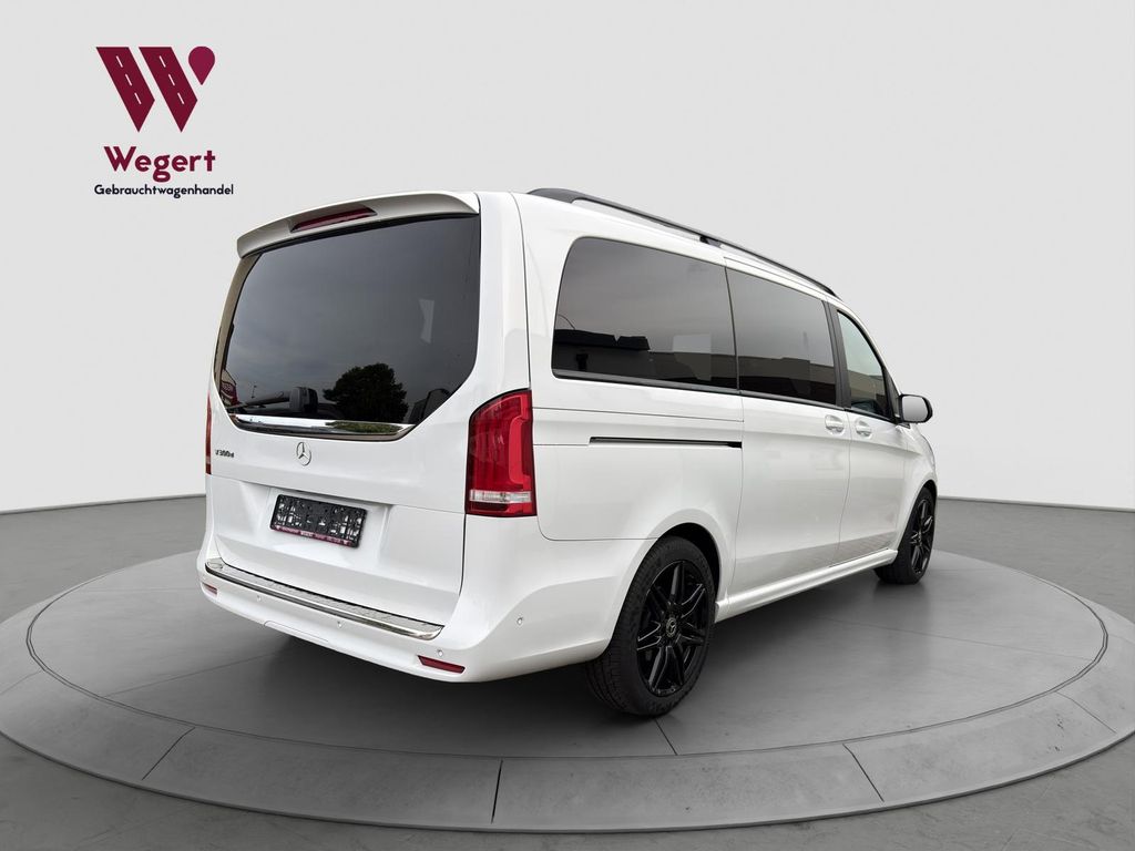 Mercedes-Benz V 300 2022 г. Белый, пробег 44050 км