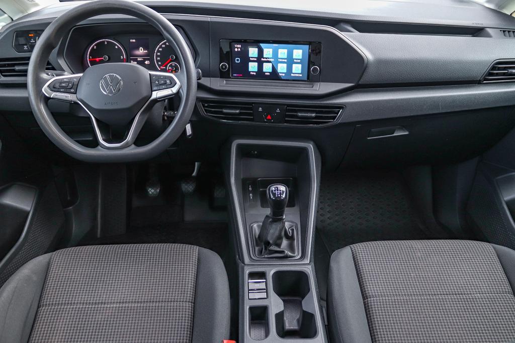 Volkswagen Caddy 2022 г. Белый, пробег 47000 км