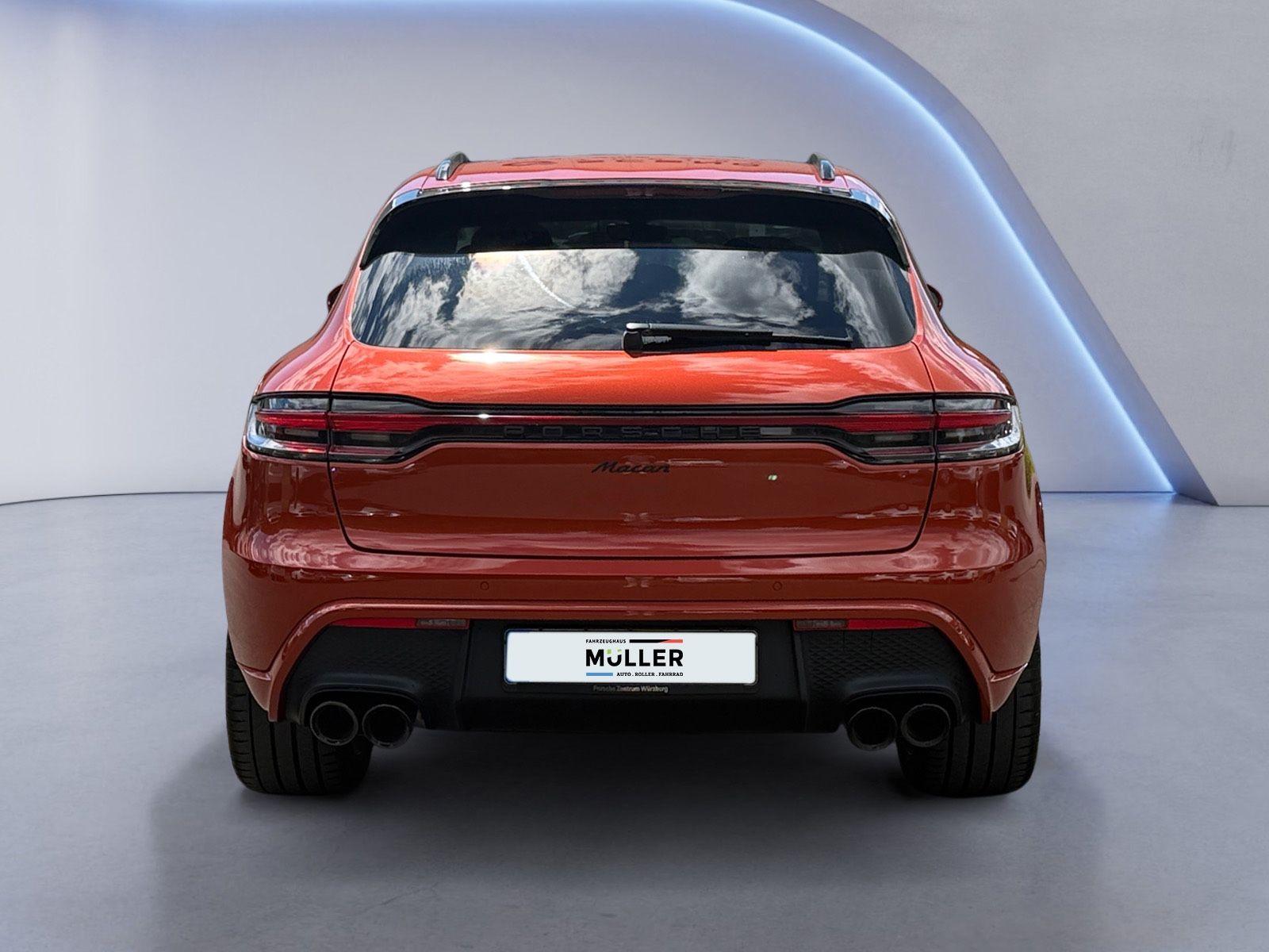 Porsche Macan 2021 г. Оранжевый, пробег 52200 км