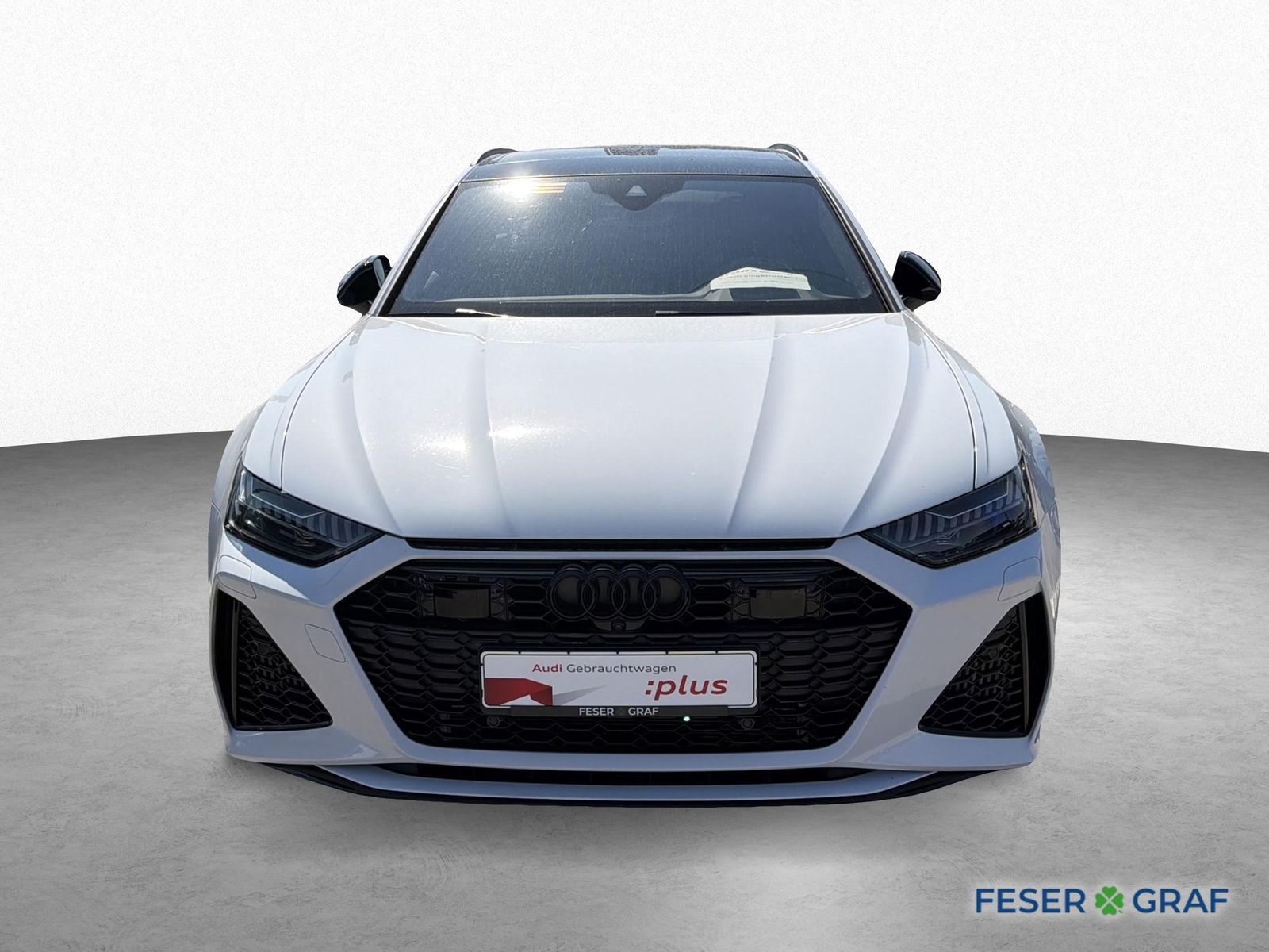 Audi RS6 2024 г. Белый, пробег 43100 км