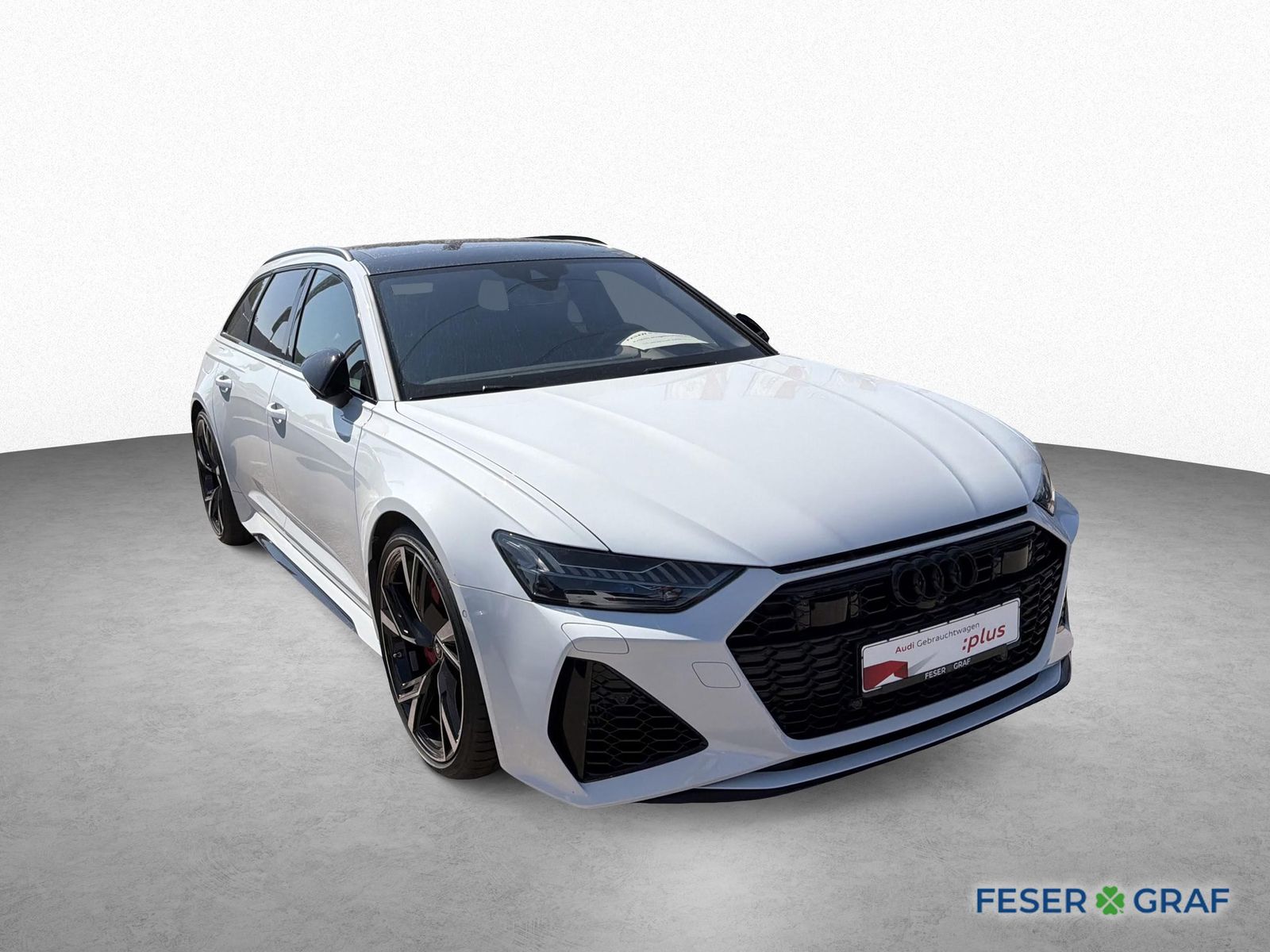 Audi RS6 2024 г. Белый, пробег 43100 км