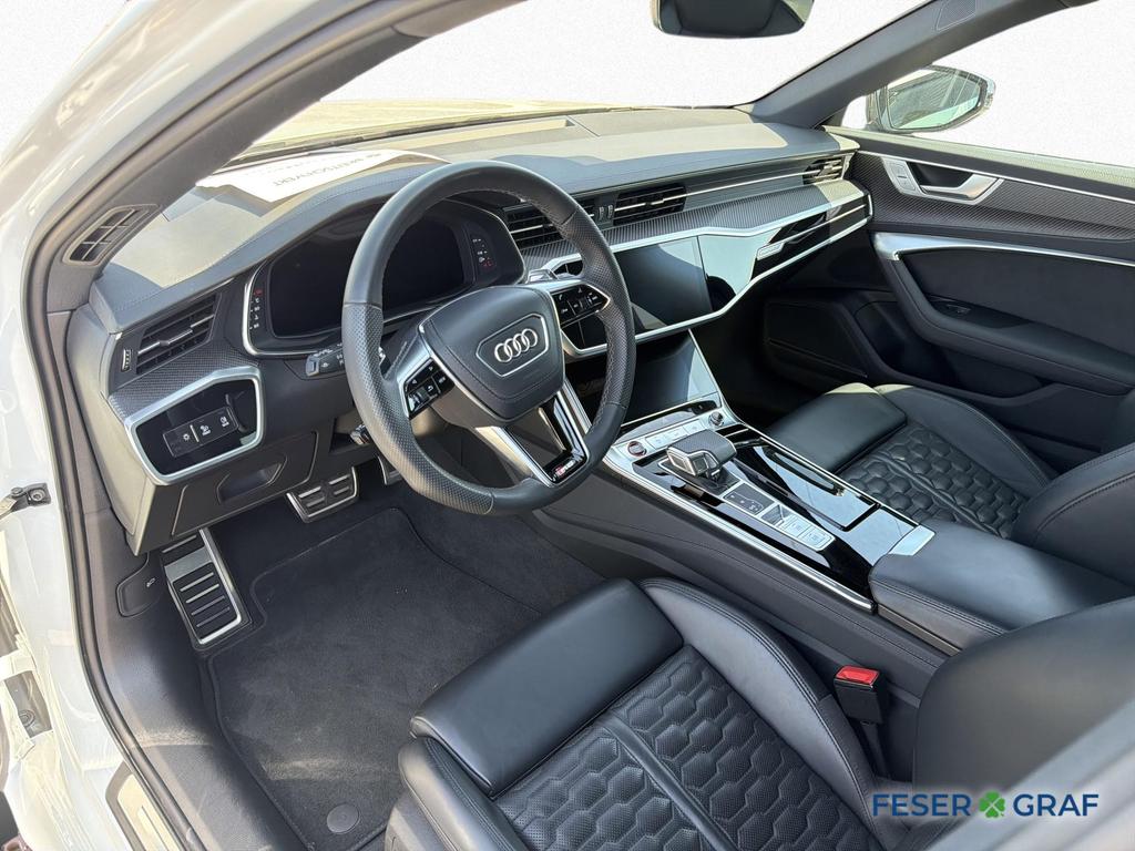 Audi RS6 2024 г. Белый, пробег 43100 км