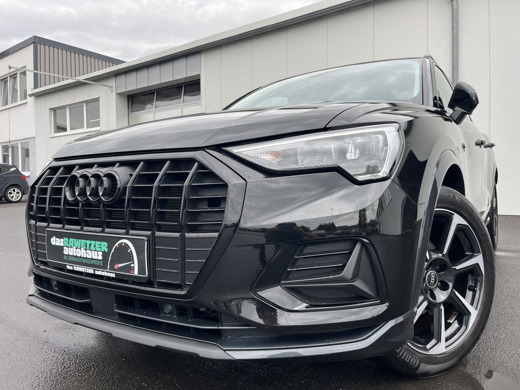 Audi Q3 2022 г. Чёрный, пробег 43728 км