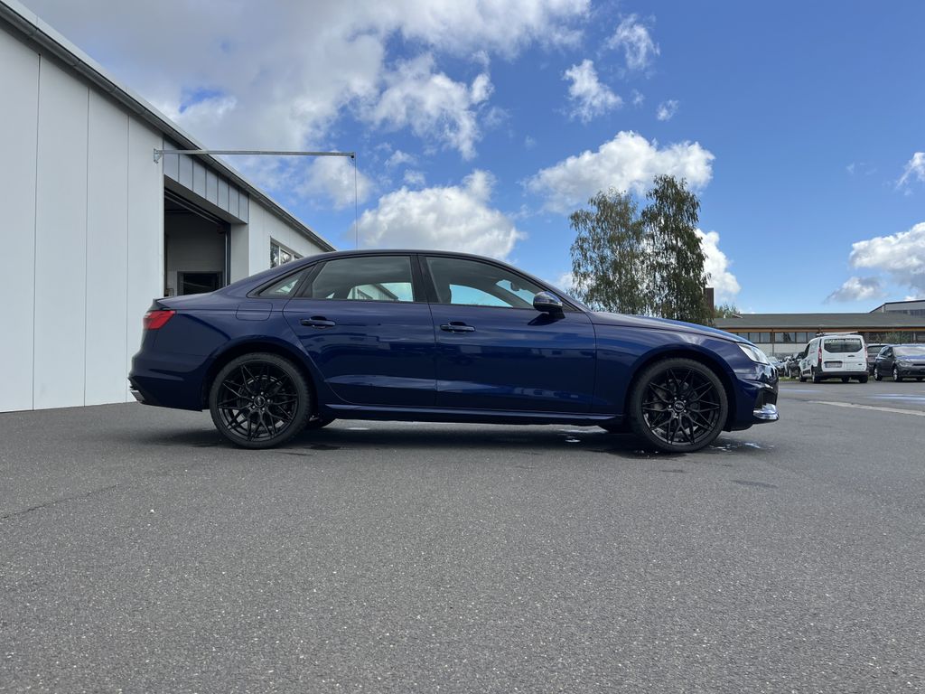 Audi A4 2022 г. Синий, пробег 39987 км