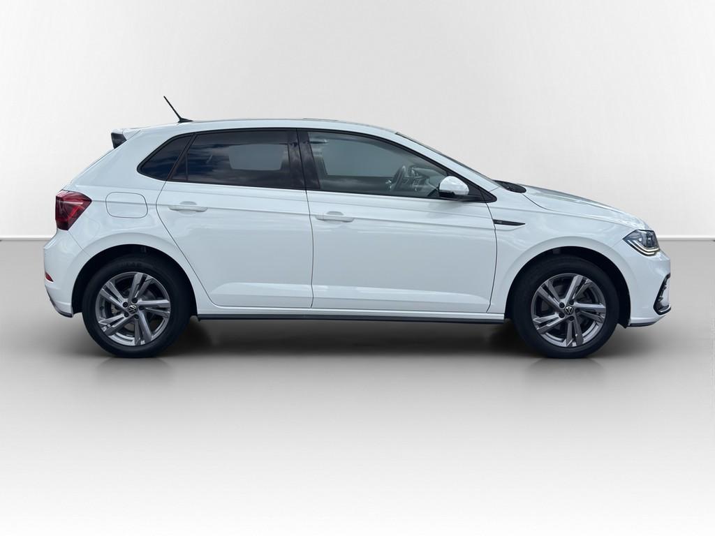 Volkswagen Polo 2023 г. Белый, пробег 42680 км