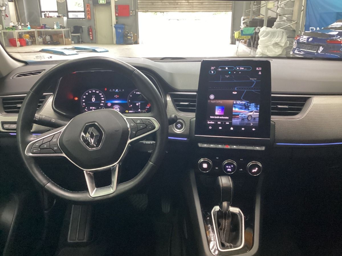 Renault Arkana 2023 г. Белый, пробег 44937 км