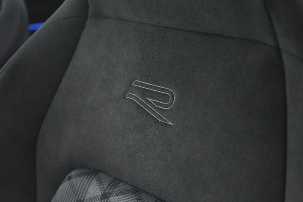 Volkswagen Golf 2025 г. Чёрный, пробег 37300 км