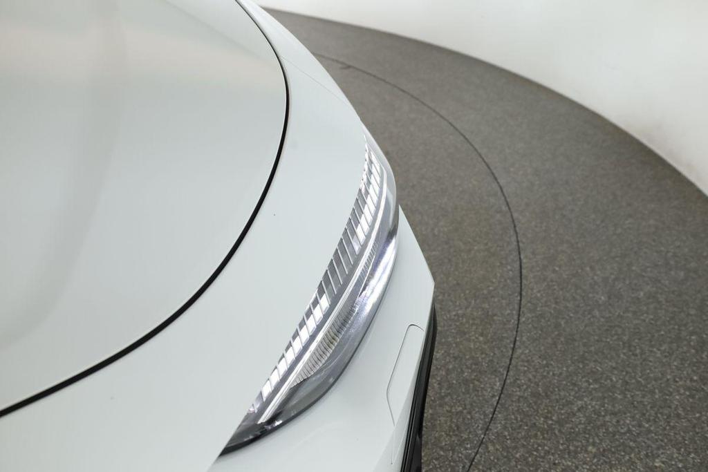 Audi S5 2025 г. Белый, пробег 28200 км