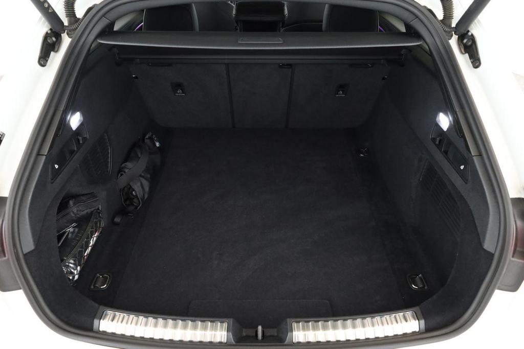 Audi S5 2025 г. Белый, пробег 28200 км