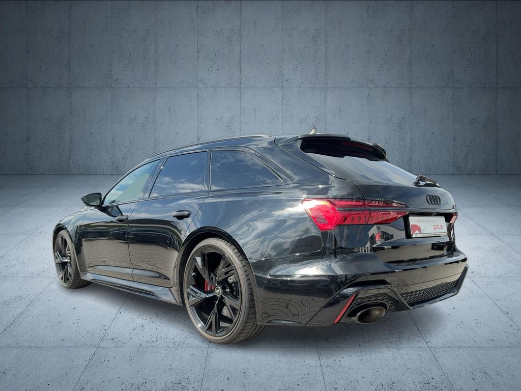 Audi RS6 2022 г. Чёрный, пробег 54897 км
