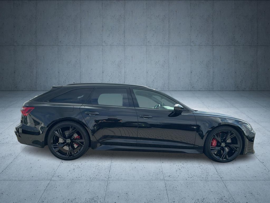 Audi RS6 2022 г. Чёрный, пробег 54897 км