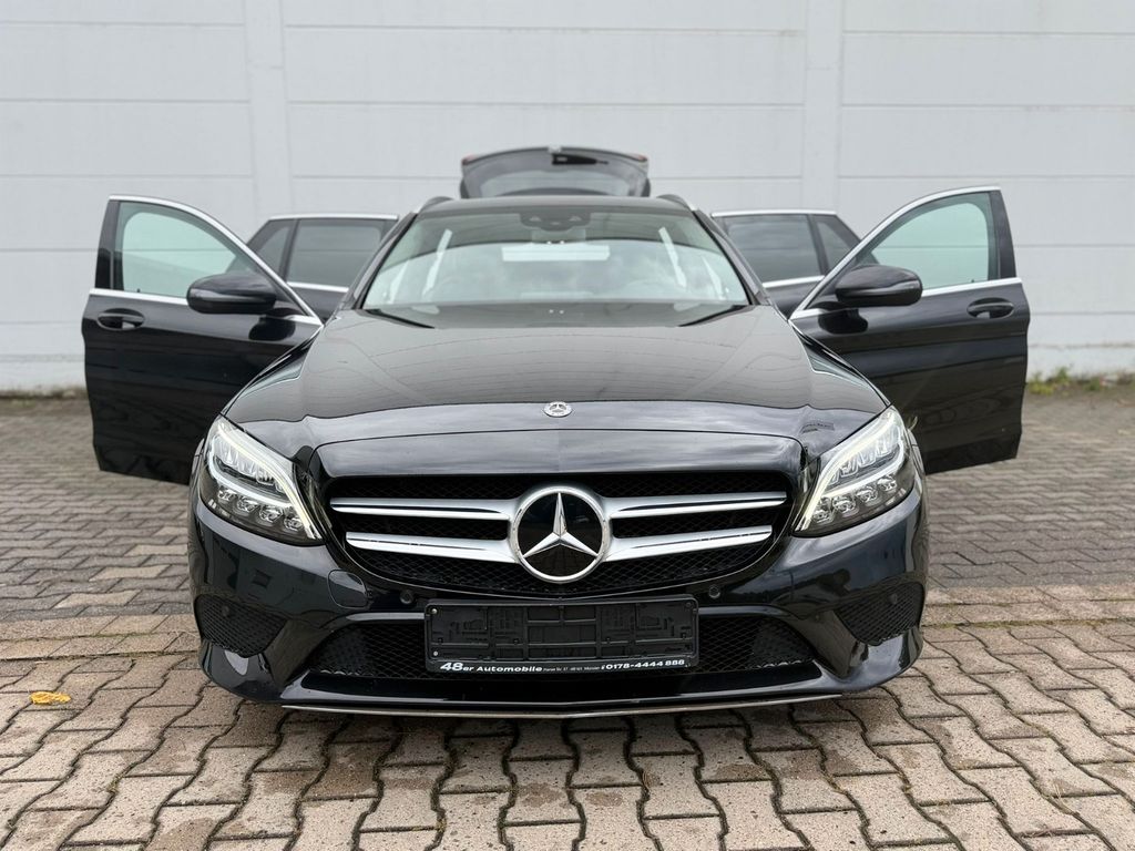 Mercedes-Benz C 180 2021 г. Чёрный, пробег 53090 км